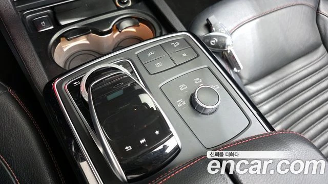Mercedes-Benz GLE 350 d 4MATIC* COUPE* 360 КАМЕРА, снимка 6 - Автомобили и джипове - 54710137