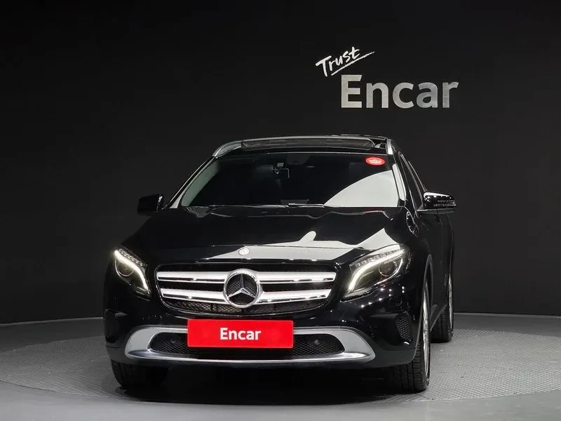 Mercedes-Benz GLA, снимка 3 - Автомобили и джипове - 54834897