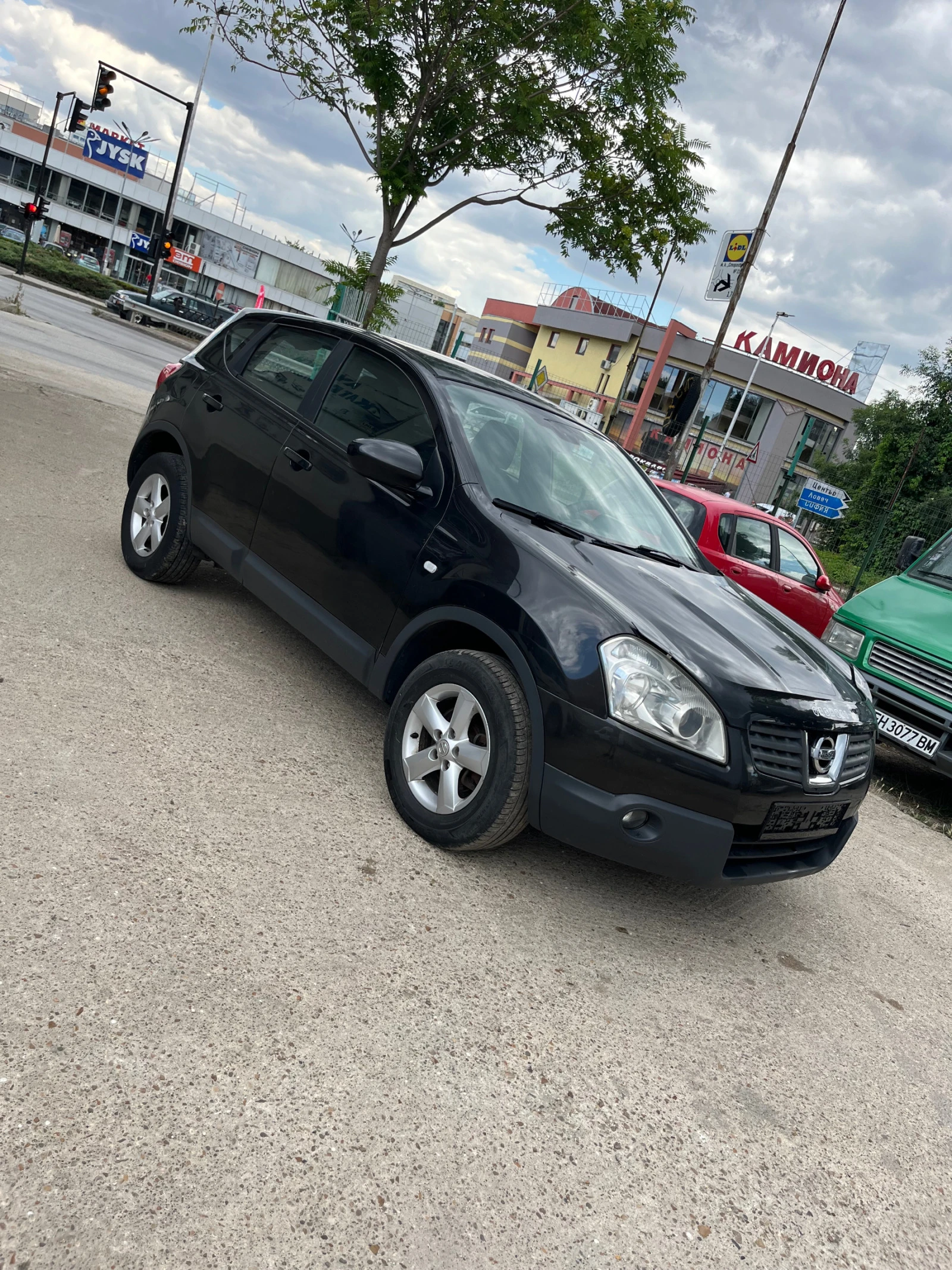 Nissan Qashqai СП1.5DCI/ЧЕРЕН ТАВАН/КЛИМАТРОНИК/РЕАЛНИ КИЛОМЕТРИ/ - изображение 2