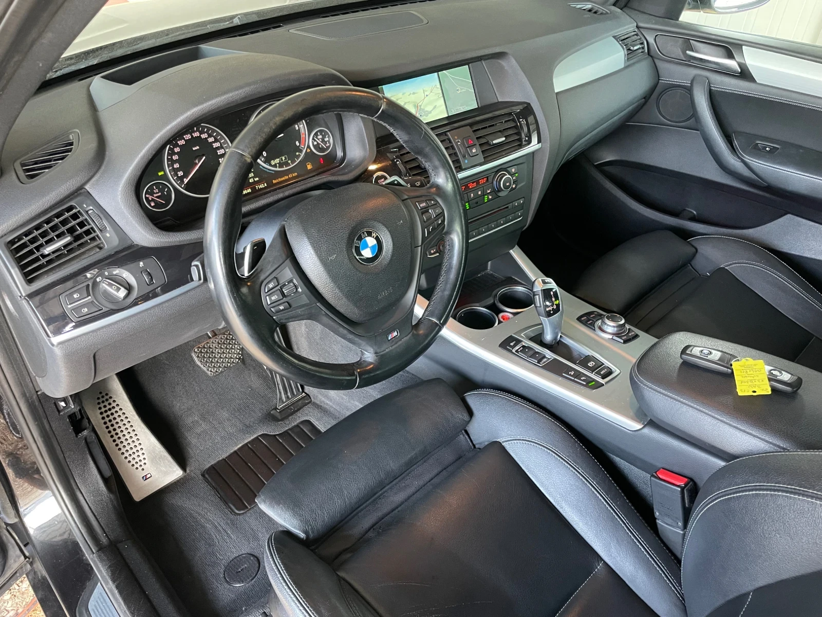 BMW X3 3.0D/M PACK/HEAD UP/ПАНОРАМА/ЧЕРЕН ТАВАН/ГЕРМАНИЯ - изображение 8