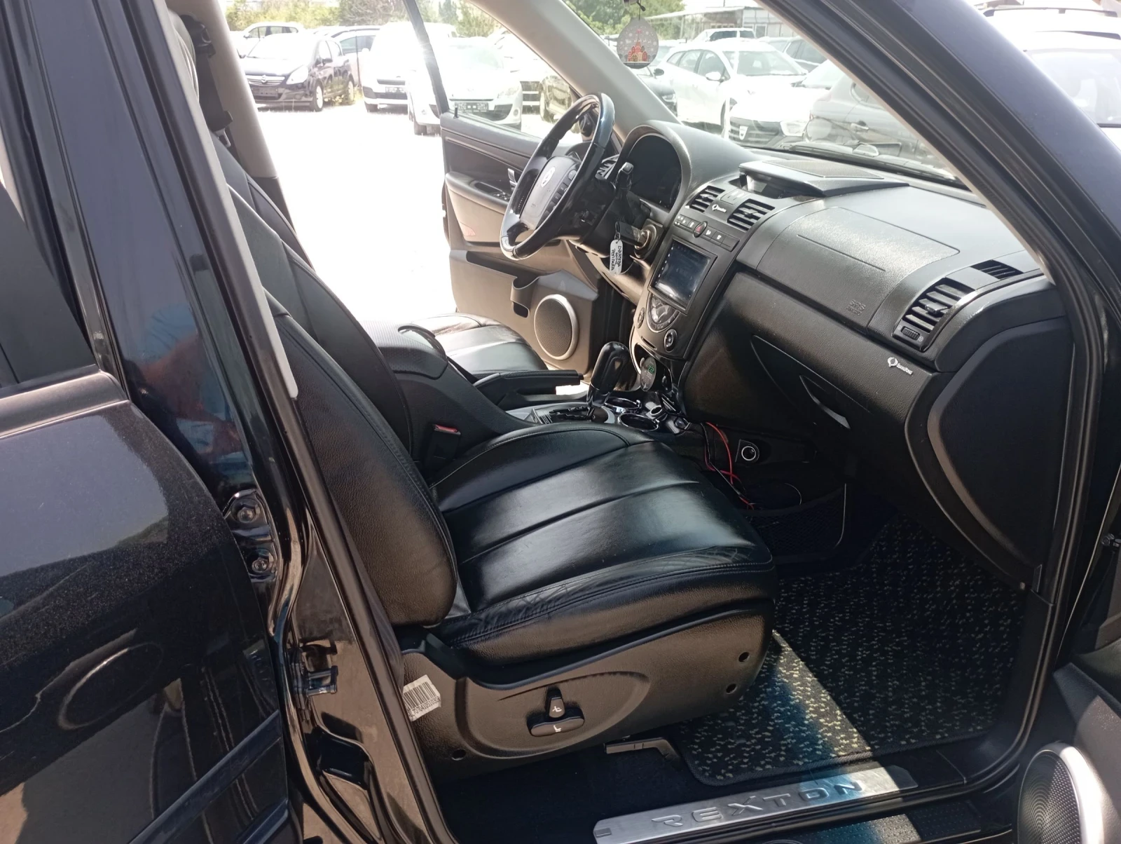 SsangYong Rexton 2.7XDI, Кожа, памет, Италия  - изображение 7