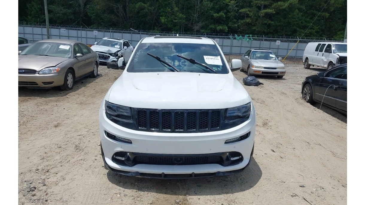 Jeep Grand cherokee SRT Distronic/8ZF/4x4/Keyless - изображение 5