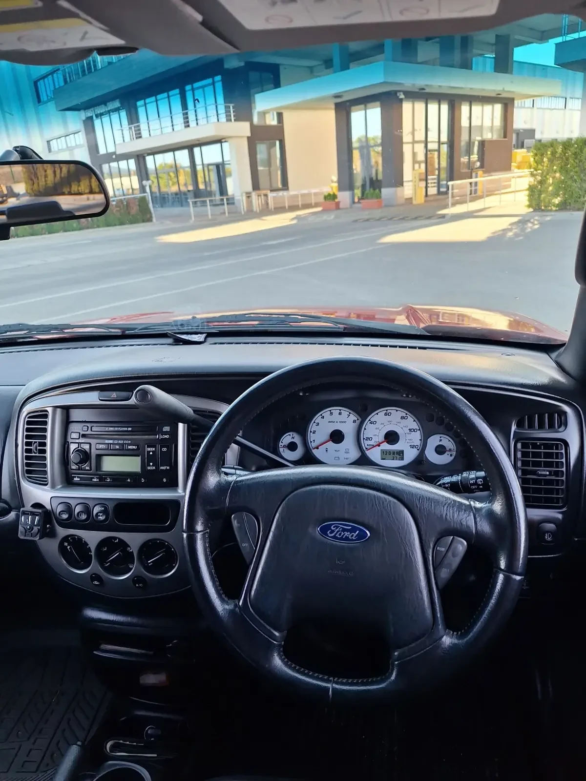 Ford Maverick 3, 0 - изображение 10