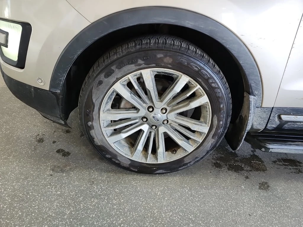 Ford Explorer * PLATINUM * CARFAX * БЕЗ ПЪРВОНАЧАЛНА ВНОСКА - изображение 6