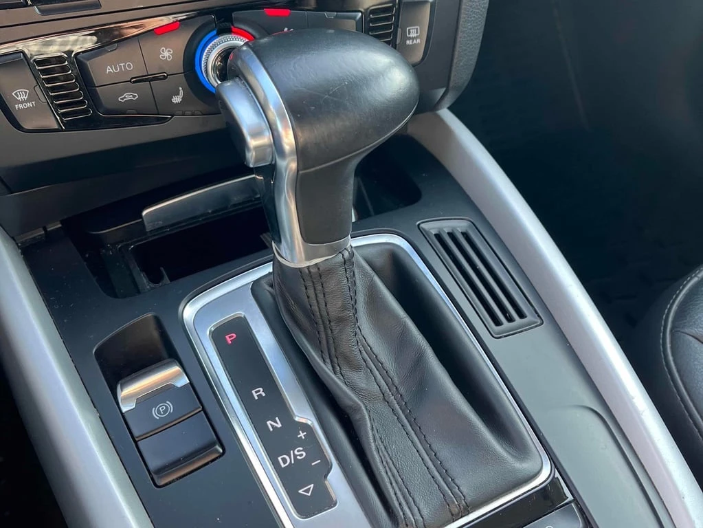 Audi Q5 2017 2.0T Komfort * CARFAX * ��� ������������ | Mobile.bg � ����������� 9