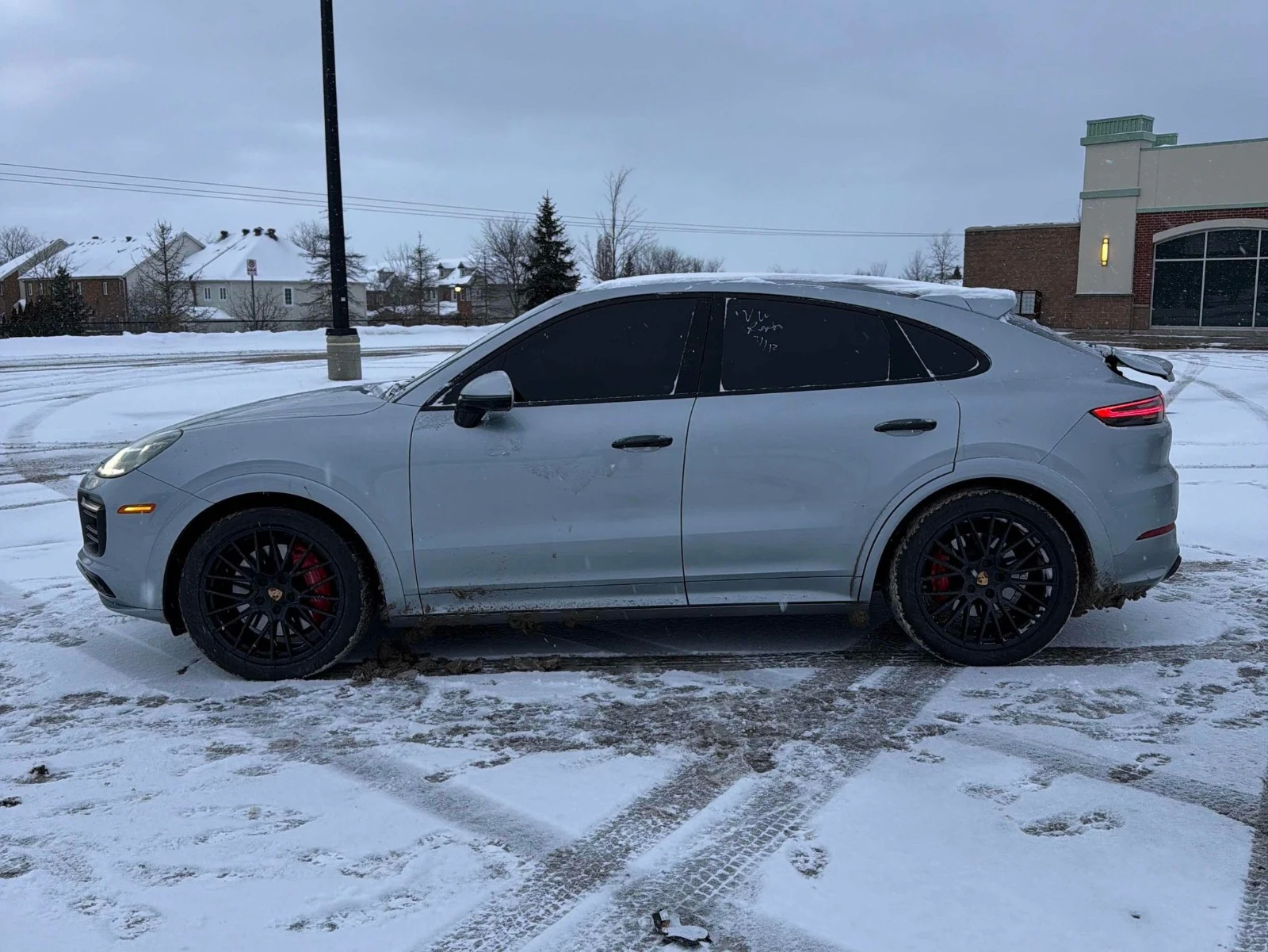Porsche Cayenne GTS COUPE С РЕГИСТРАЦИЯ & АВТО КРЕДИТ  - изображение 2