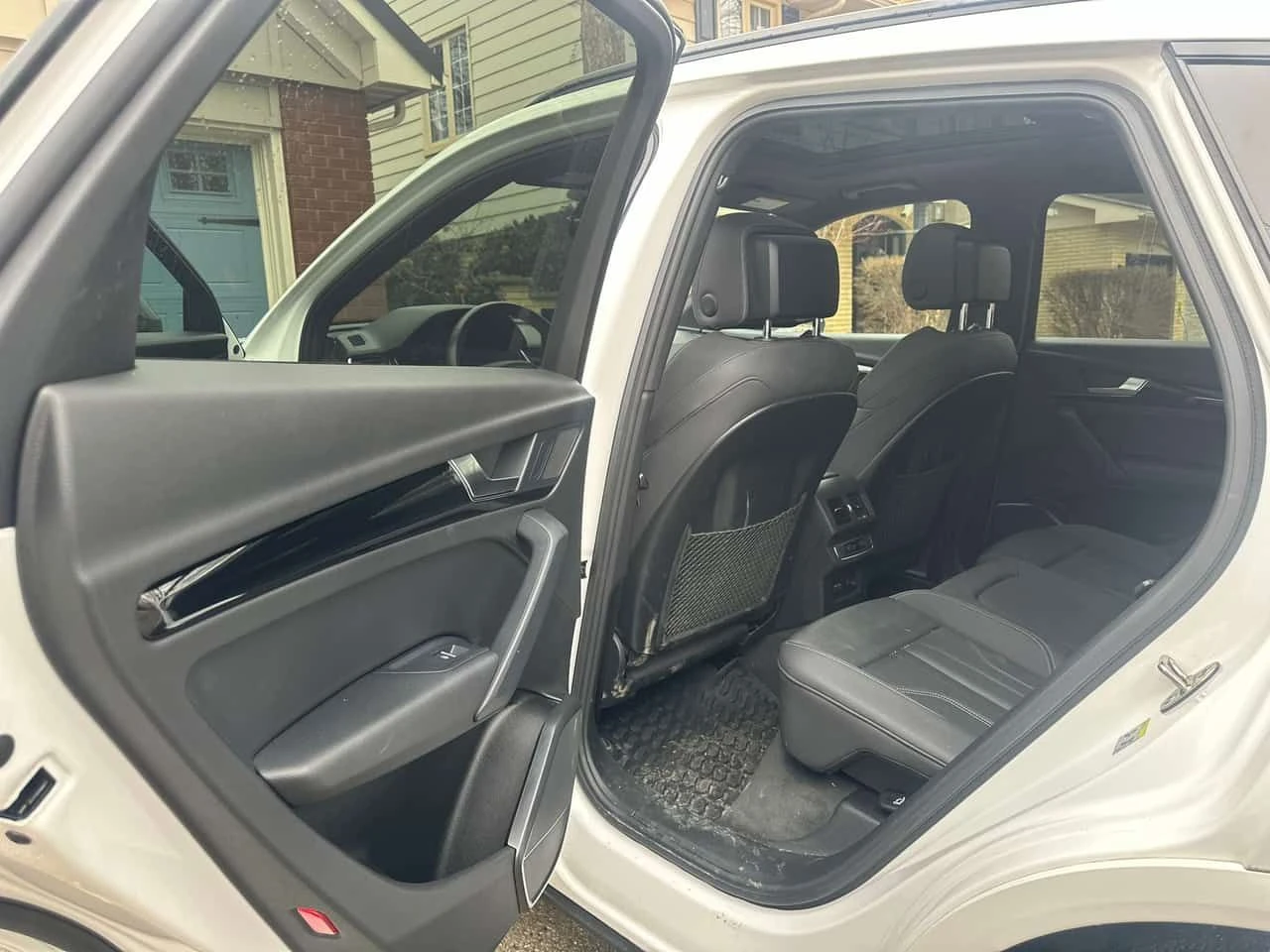 Audi Q5 Progressiv/CARFAX/ПАНОРАМА/ДИСТРОНИК, снимка 14 - Автомобили и джипове - 53740369