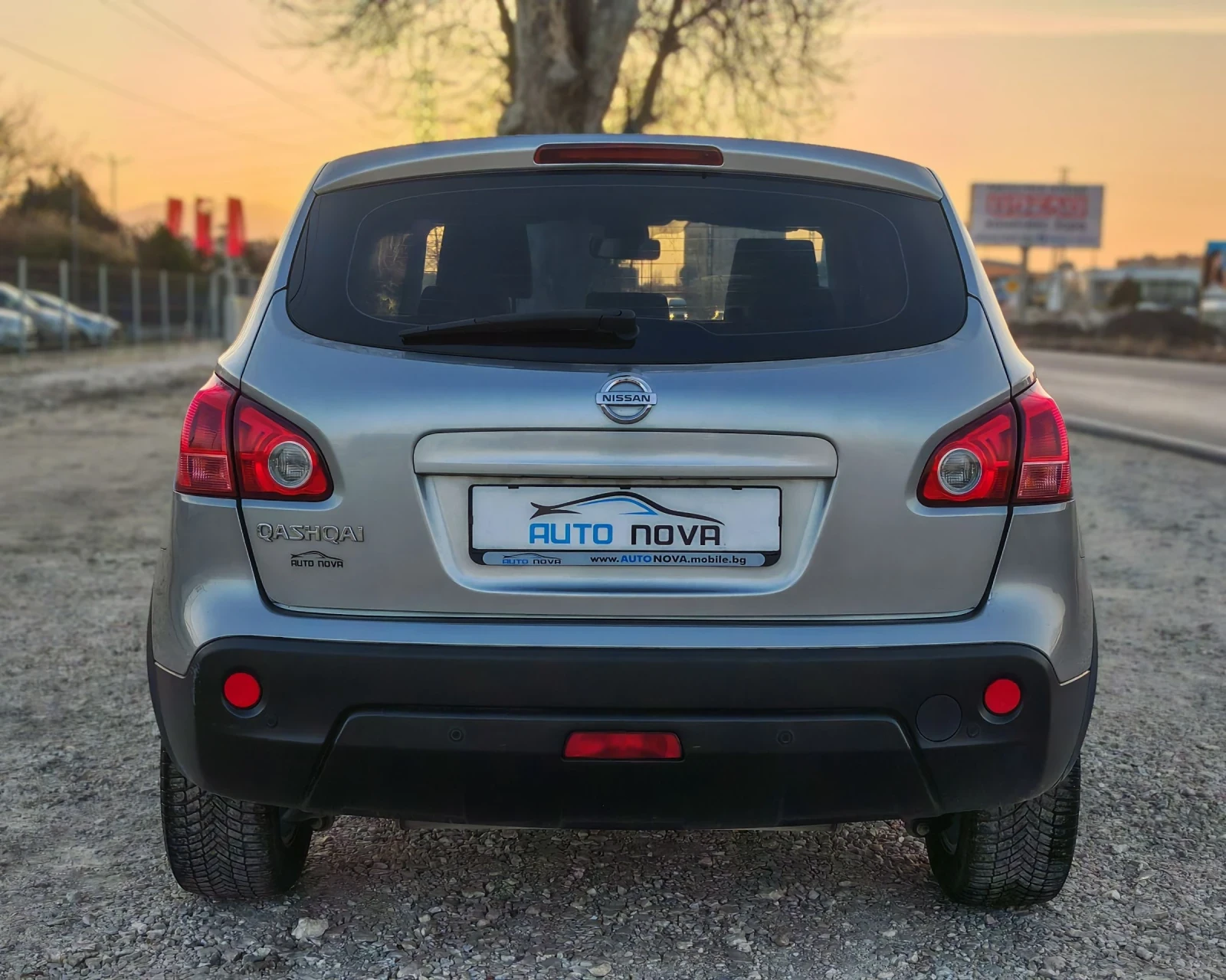 Nissan Qashqai 1.6 114 K.С ГАЗ БЕНЗИН! , снимка 6 - Автомобили и джипове - 53834970