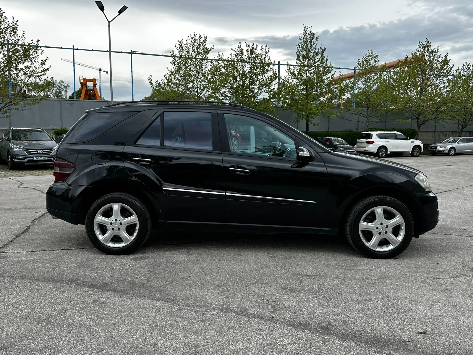 Mercedes-Benz ML 320, снимка 5 - Автомобили и джипове - 54499917