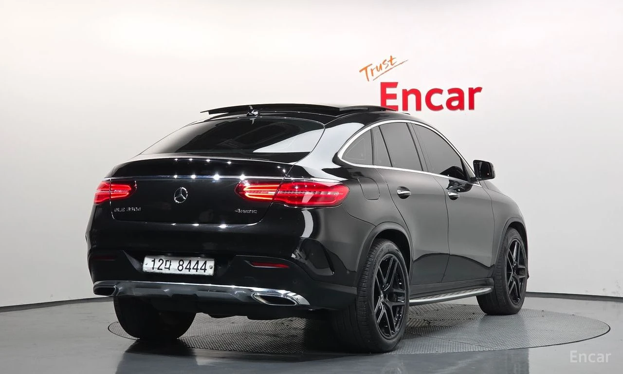 Mercedes-Benz GLE 350 d 4MATIC* COUPE* 360 КАМЕРА, снимка 2 - Автомобили и джипове - 54710137