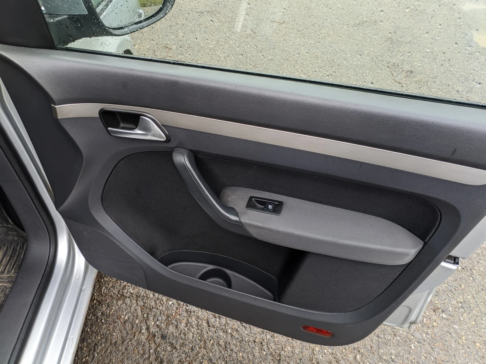 VW Tiguan, снимка 9 - Автомобили и джипове - 54778022