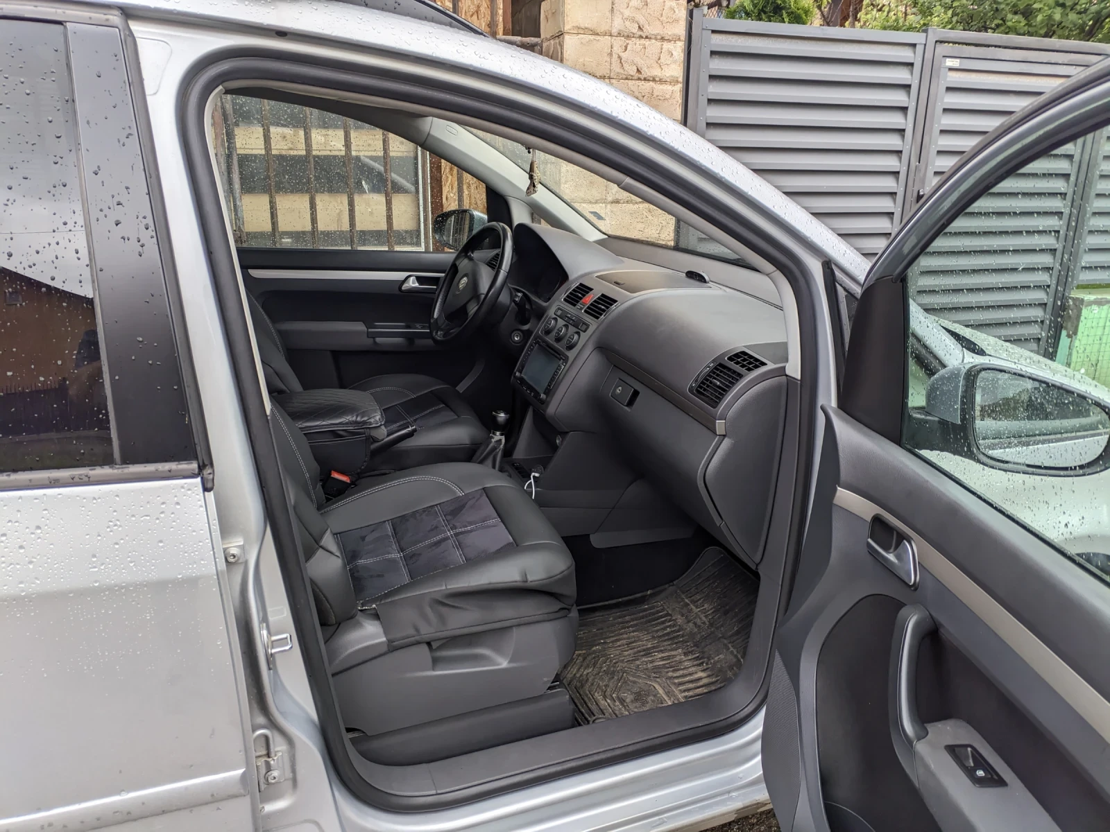VW Tiguan, снимка 10 - Автомобили и джипове - 54778022