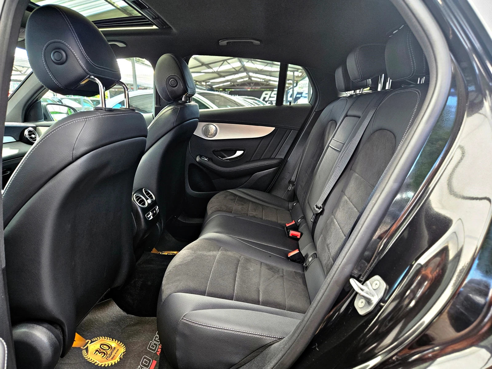 Mercedes-Benz GLC 350 AMG/COUPE/360CAMERA/DISTR/HUD/ПОДГРЕВ/KEY GO/LIZIN, снимка 16 - Автомобили и джипове - 54938083