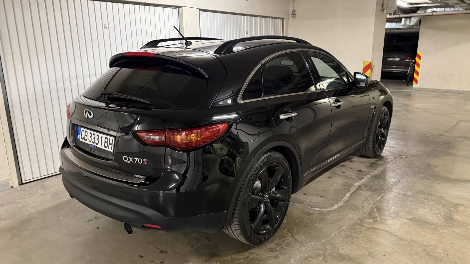Infiniti QX70 S-Design, снимка 8 - Автомобили и джипове - 54960292