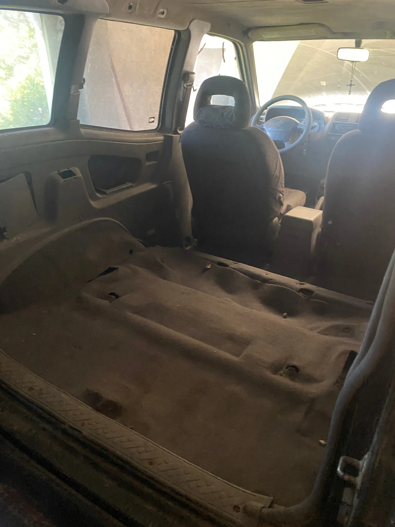 Nissan Terrano, снимка 10 - Автомобили и джипове - 55422346