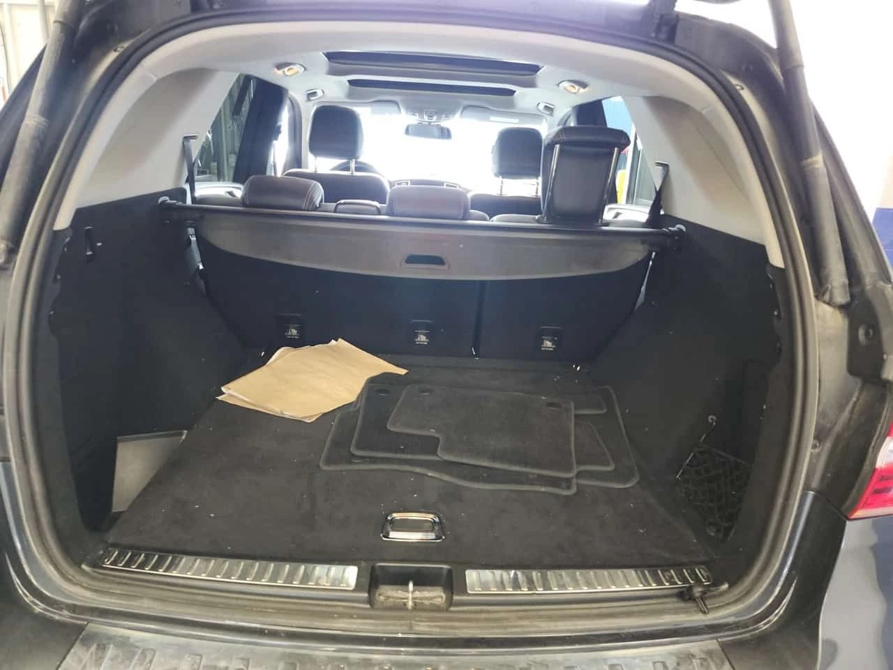 Mercedes-Benz ML 350 * 4matic BlueTEC * CARFAX * Без инциденти * , снимка 13 - Автомобили и джипове - 55454541