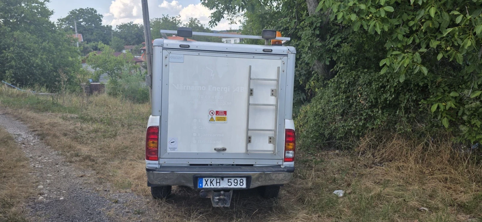 Toyota Hilux 2.5TDI, снимка 4 - Автомобили и джипове - 55775814