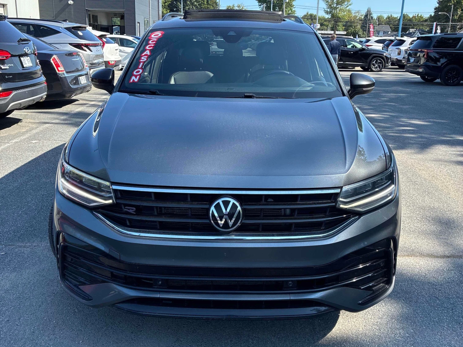 VW Tiguan * Comfortline R Line Black Edition * CARFAX * , снимка 6 - Автомобили и джипове - 55920062
