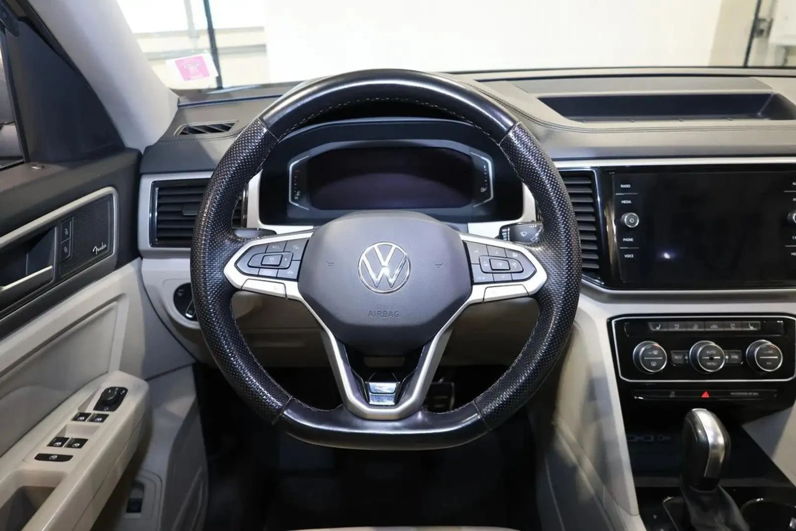 VW Atlas R LINE LOADED ЦЕНА ДО БЪЛГАРИЯ АВТОКРЕДИТ, снимка 10 - Автомобили и джипове - 55950305