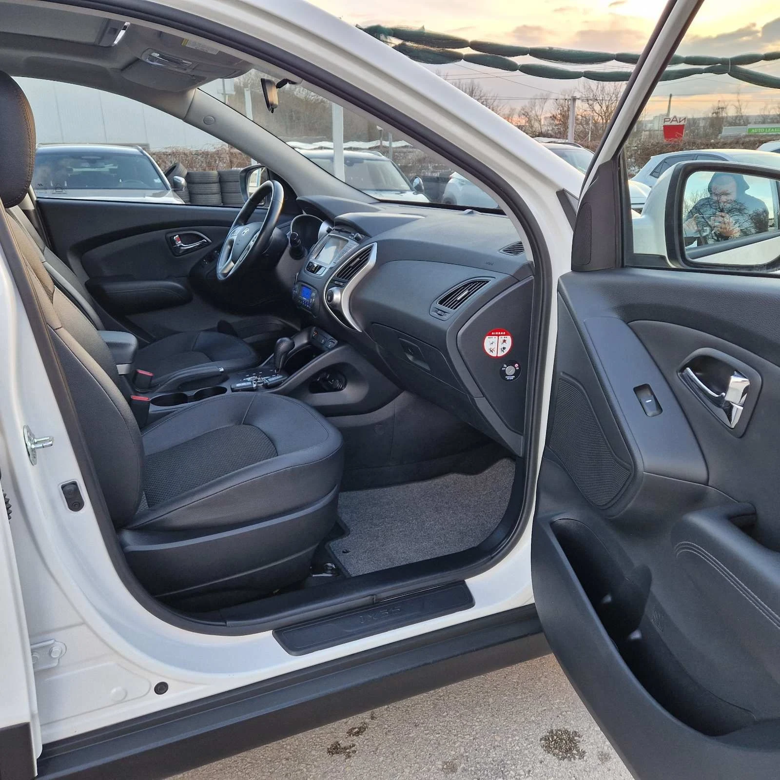 Hyundai IX35, снимка 6 - Автомобили и джипове - 56196980