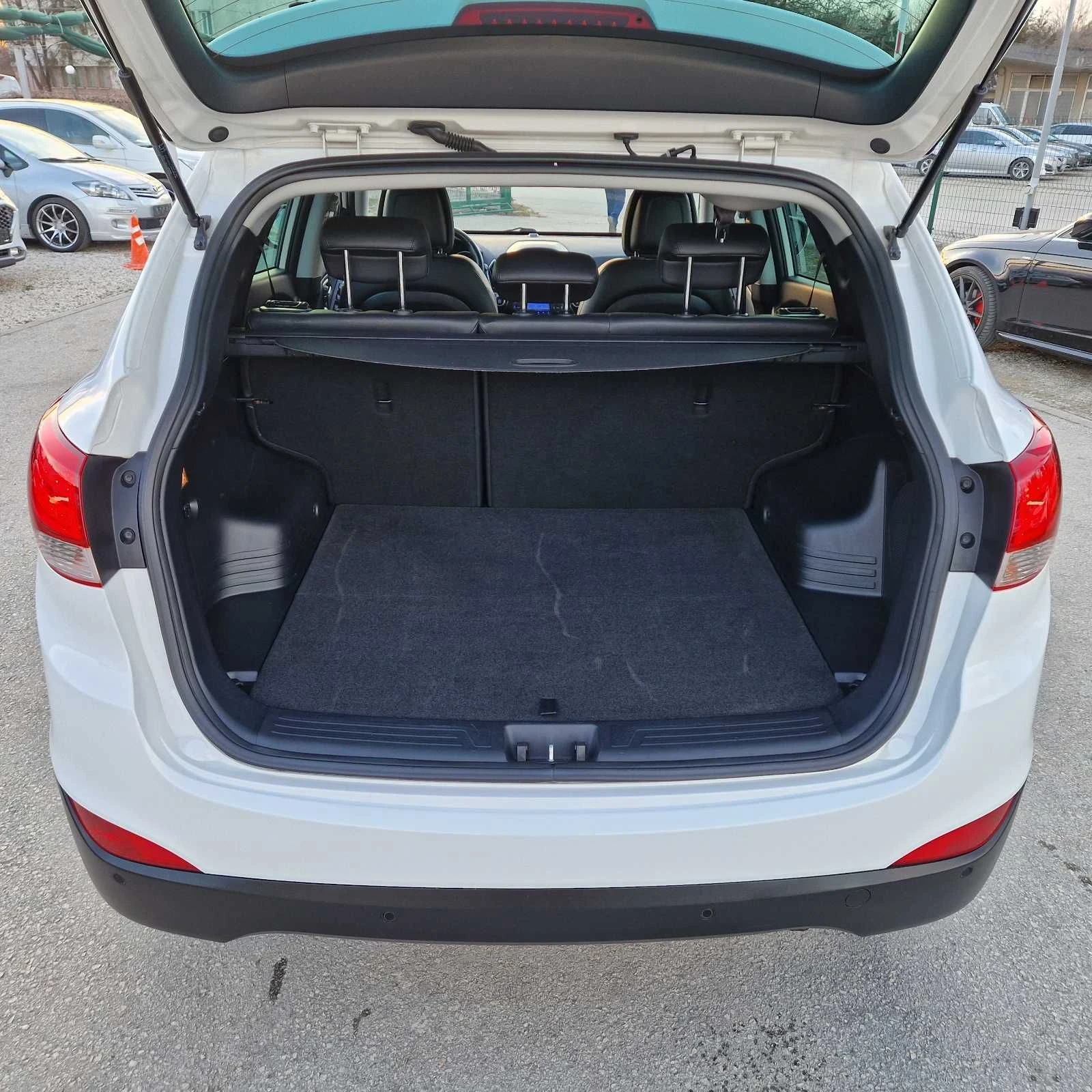 Hyundai IX35, снимка 5 - Автомобили и джипове - 56196980