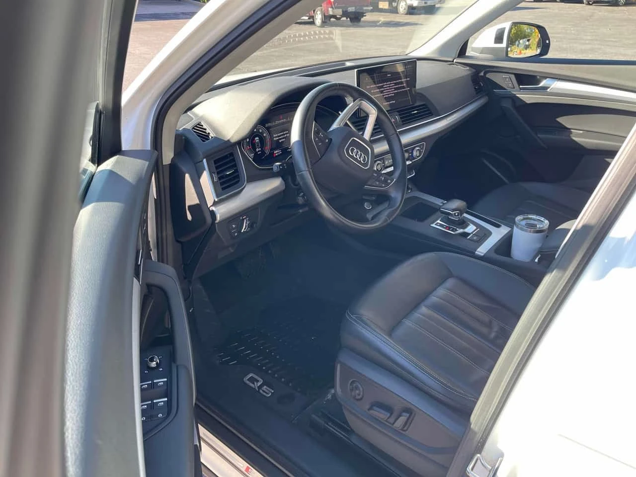Audi Q5 * Progressiv * CARFAX * ДИСТРОНИК * ПОДГРЕВ * , снимка 7 - Автомобили и джипове - 56573050