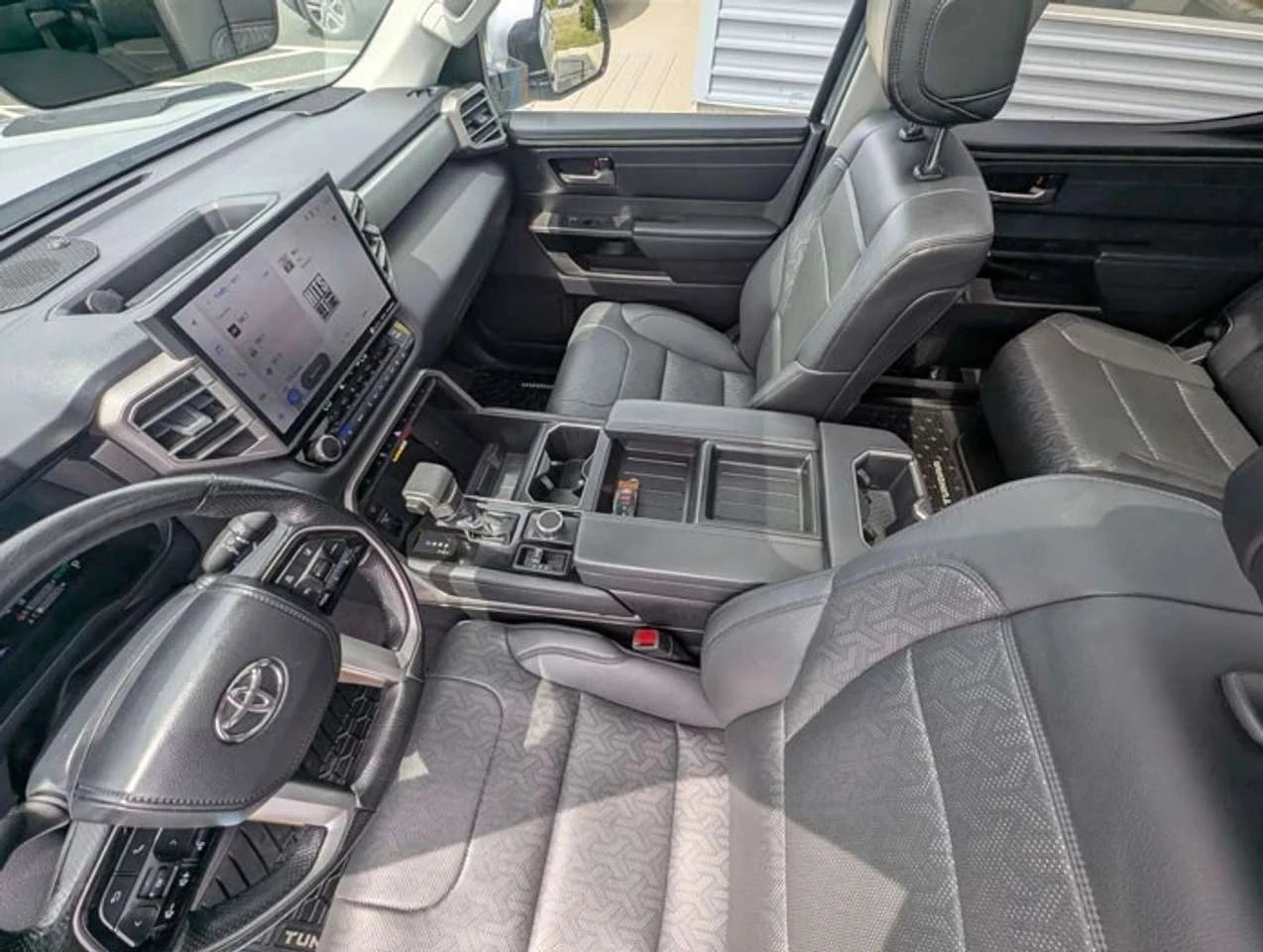 Toyota Tundra, снимка 12 - Автомобили и джипове - 56724705