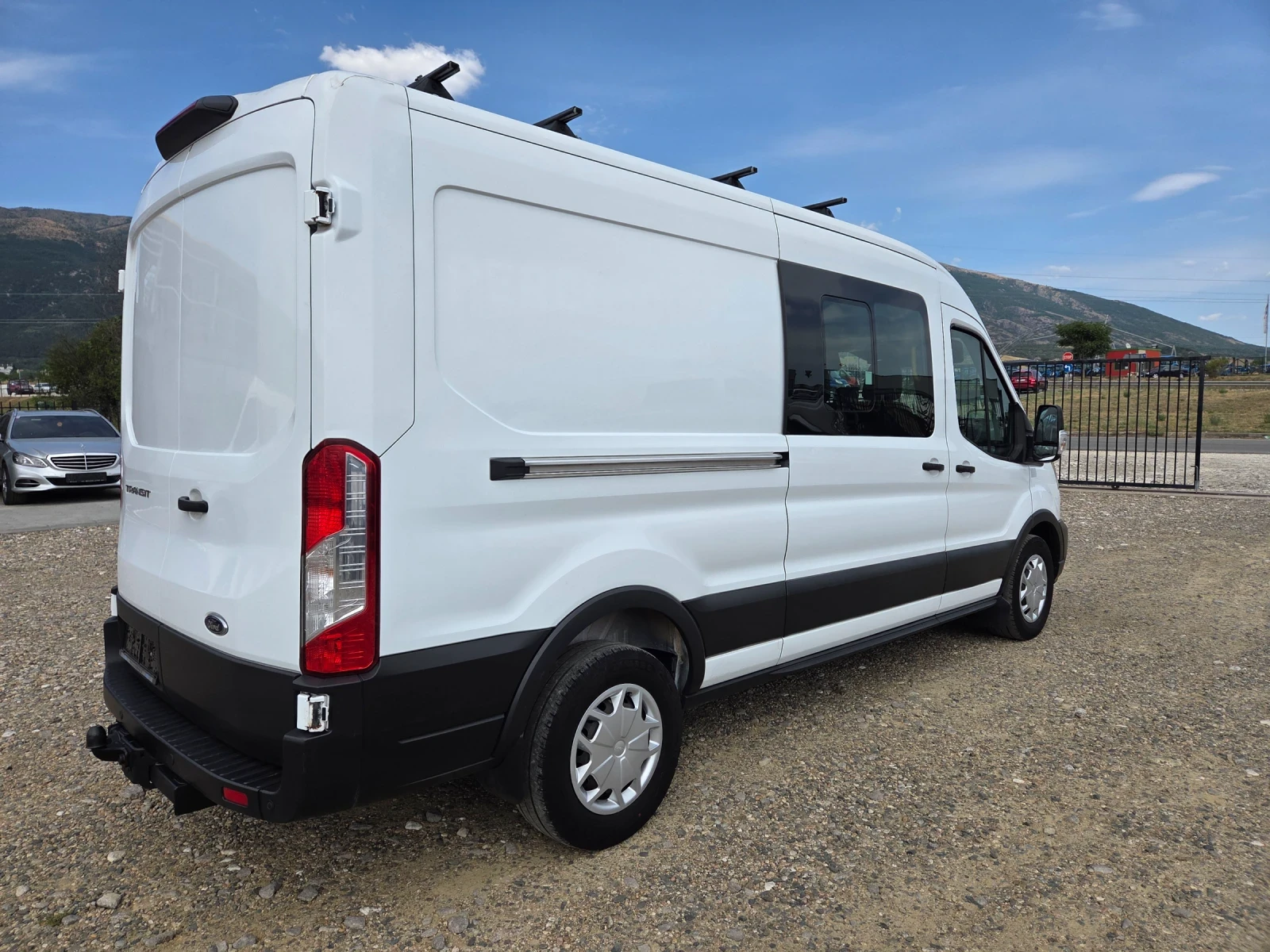 Ford Transit Топ 5+ 1 места  - изображение 7