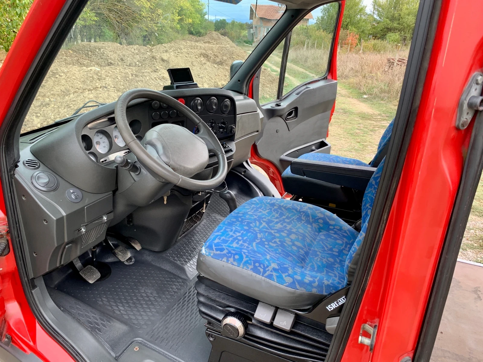 Iveco Daily 2.8TDI* SUPER MAXII XXXL | 2 С-НИЧНИ ВРАТИ* 196км, снимка 12 - Бусове и автобуси - 53786058