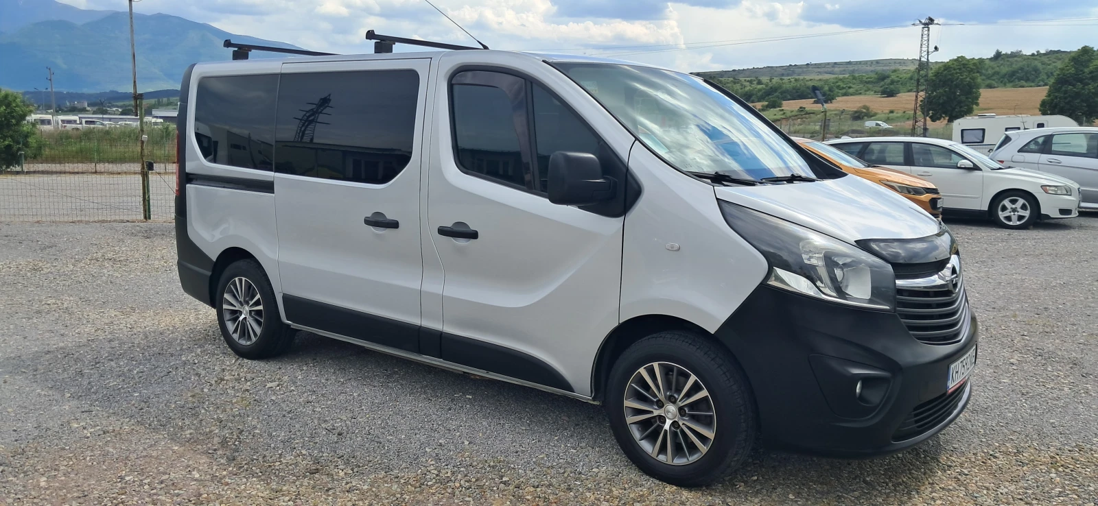 Opel Vivaro 1.6cdti, снимка 6 - Бусове и автобуси - 54741191