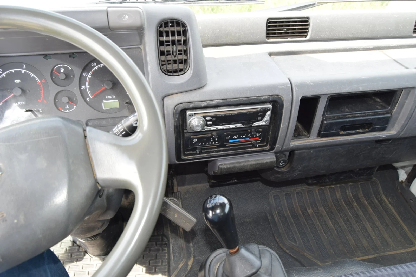 Nissan Kabstar, снимка 12 - Камиони - 54643685