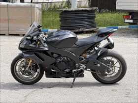 Aprilia RSV4 Factory 1100 Ohlins, снимка 1