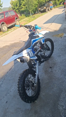     Telstar Dirt Bike