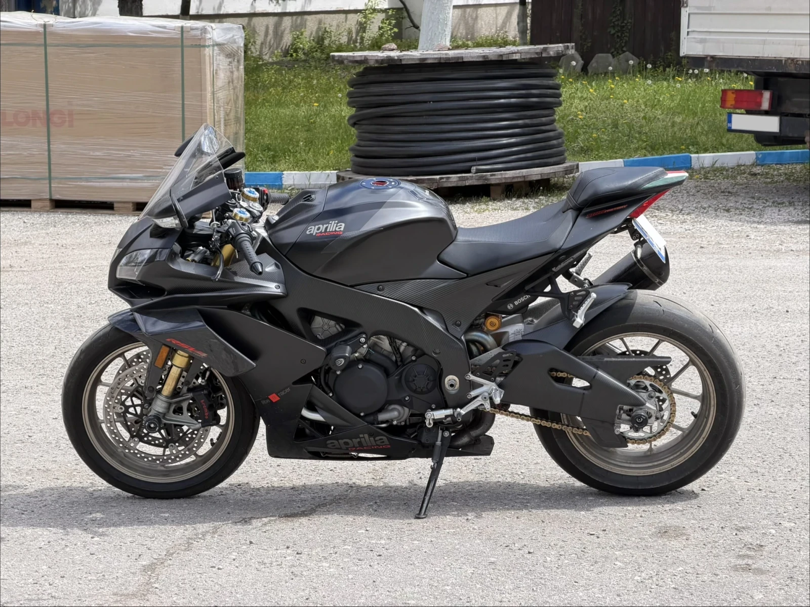 Aprilia RSV4 Factory 1100 Ohlins