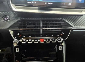Peugeot 2008 GT line/ЗАВЕРЕНА СЕРВИЗНА КНИЖКА, снимка 14