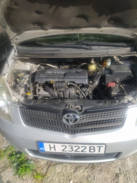 Toyota Corolla verso, снимка 16