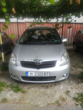 Toyota Corolla verso, снимка 2