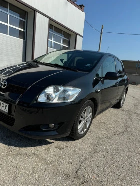 Toyota Auris, снимка 2