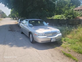     Lincoln Town car