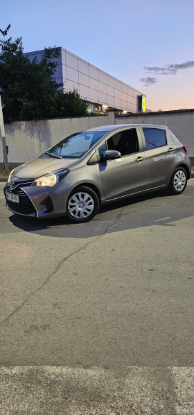 Обява за продажба на Toyota Yaris 1.0 LPG 2015 КАТО НОВА!! ~10 000 лв. - изображение 1