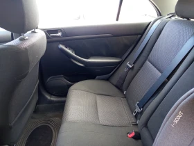 Toyota Avensis, снимка 15