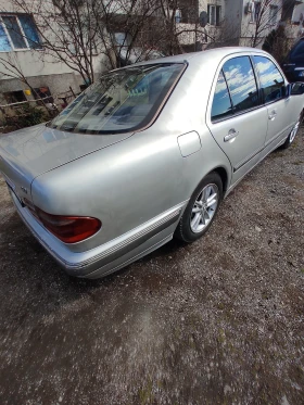 Mercedes-Benz E 220 - 2454 € / 4799.61 лв. - 26826619 7