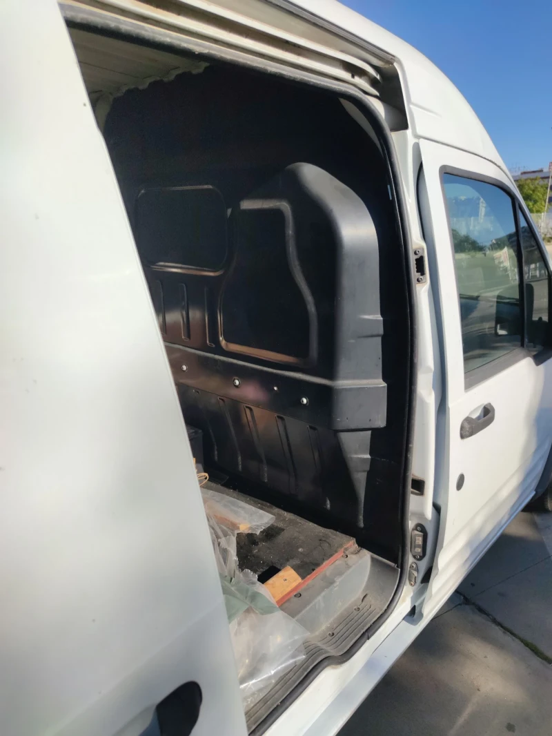 Ford Connect Transit, снимка 9 - Автомобили и джипове - 47501428