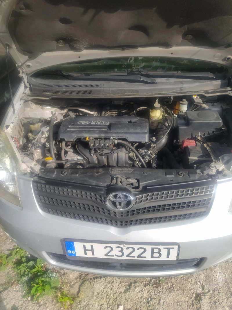 Toyota Corolla verso, снимка 16 - Автомобили и джипове - 46400987