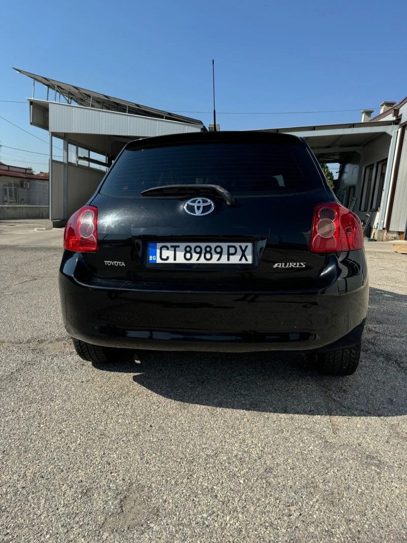 Toyota Auris, снимка 4 - Автомобили и джипове - 46575918