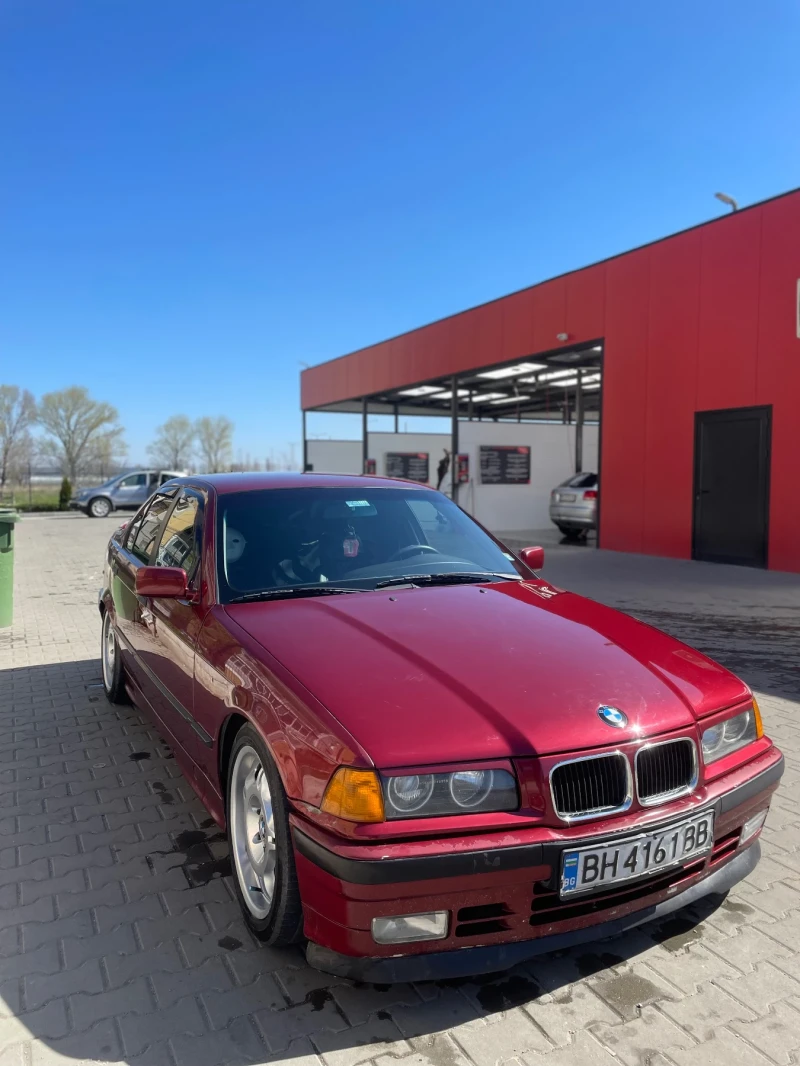 BMW 320, снимка 1 - Автомобили и джипове - 48792711