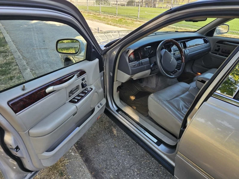 Lincoln Town car, снимка 4 - Автомобили и джипове - 53170587
