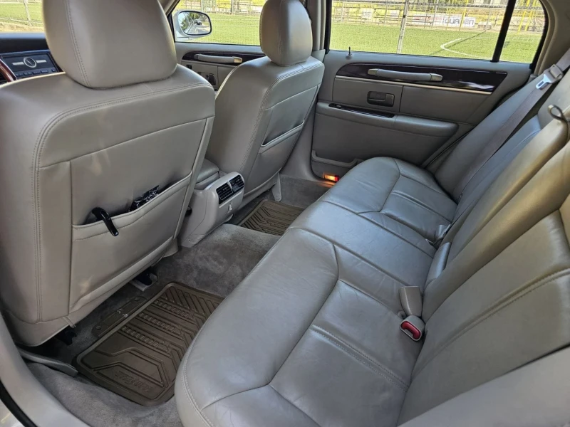 Lincoln Town car, снимка 6 - Автомобили и джипове - 53170587