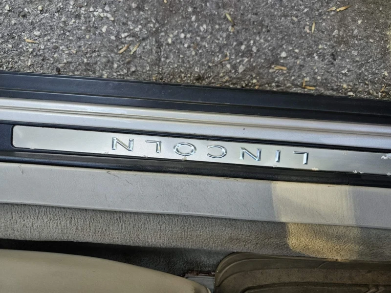 Lincoln Town car, снимка 14 - Автомобили и джипове - 53170587