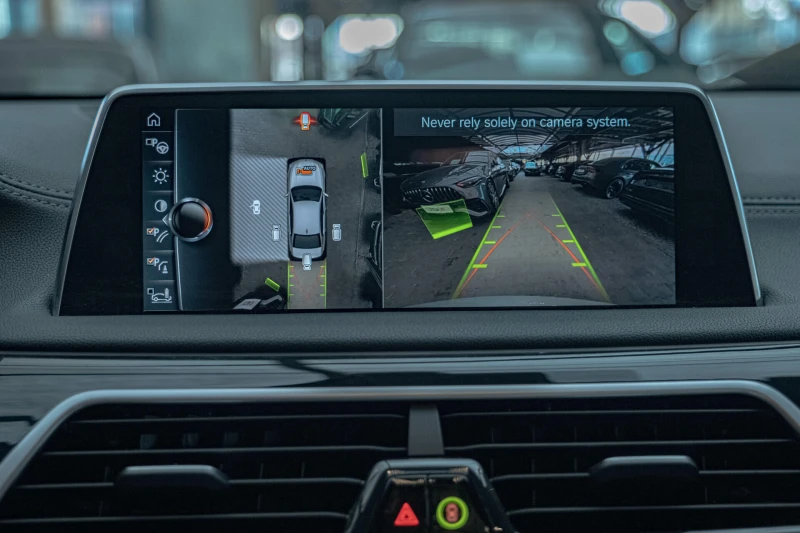 BMW 740 d/xDrive/Individual/Soft Close/Massage/Камера 360/, снимка 16 - Автомобили и джипове - 51781356